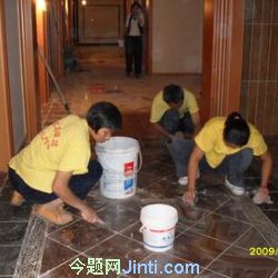 上海康城专业保洁服务 擦玻璃与出租房打扫消毒全方位解析